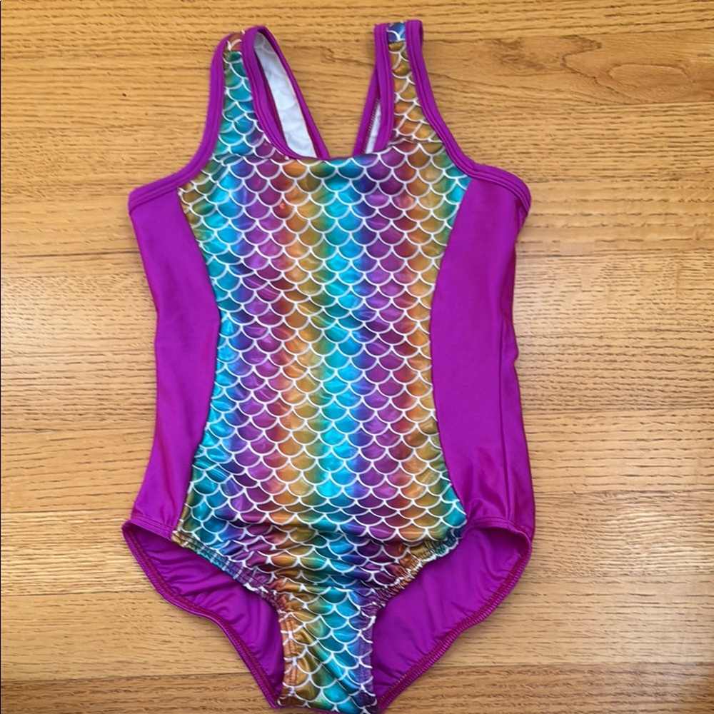 NWOT: Colorful Mermaid Scale Gymnastics Leotard 10